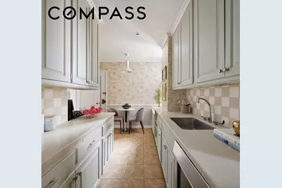 32 Washington Square W #11E, New York City, NY 10011 - Photo 8