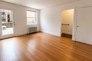 122 E 83rd St, New York City, NY 10028 - Photo 2