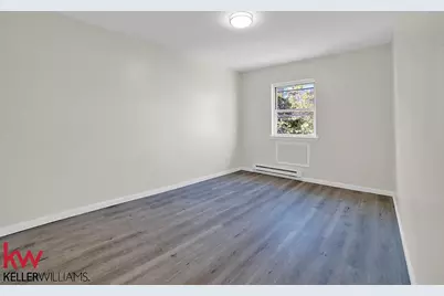 94-27 83rd Street #3, New York City, NY 11416 - Photo 4