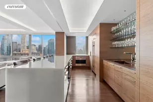 101 W 67th St, New York City, NY 10023 - Photo 4