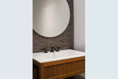 428 W 19th Street #6A, New York City, NY 10011 - Photo 26