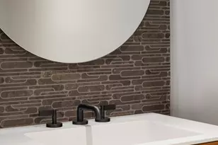 428 W 19th St, New York City, NY 10011 - Photo 26