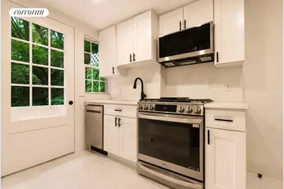 39-82 45th Street, New York City, NY 11104 - Photo 4