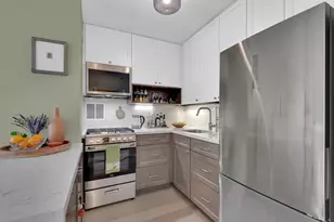 16 W 16th St, New York City, NY 10011 - Photo 2