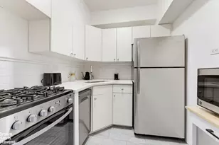 11 Riverside Dr, New York City, NY 10023 - Photo 2