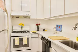 275 Greenwich St, New York City, NY 10007 - Photo 2