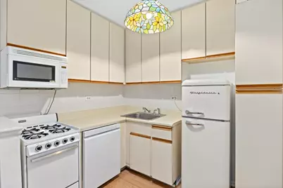 87-15 165th Street #4B, Jamaica, NY 11432 - Photo 8
