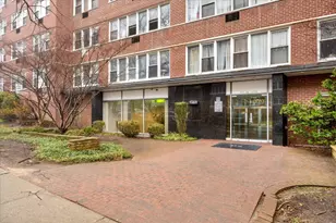87-15 165th St, New York City, NY 11432 - Photo 12