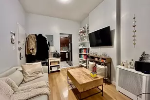 238 E 24th St, New York, NY 10010 - Photo 2