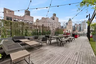 547 W 47th St, New York City, NY 10036 - Photo 26