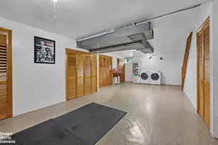2137 Clinton Ave, New York City, NY 10457 - Photo 12