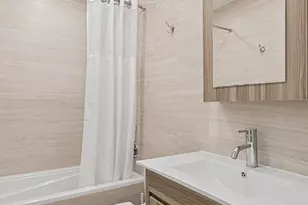 30 W 61st St, New York City, NY 10023 - Photo 10