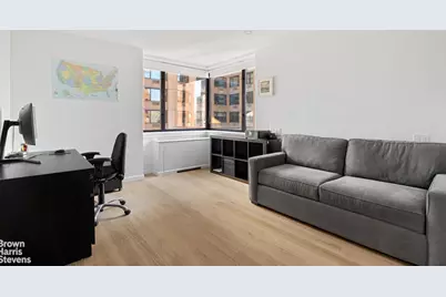 30 W 61st Street #17C, New York, NY 10023 - Photo 10