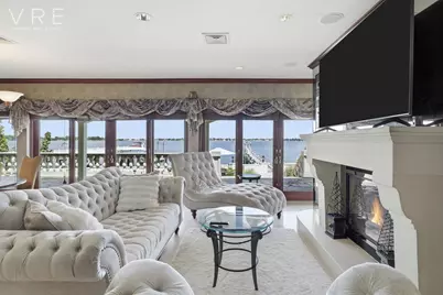 3411 Country Club Road, New York City, NY 10465 - Photo 4