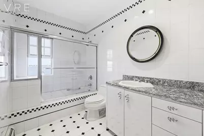 3411 Country Club Road, New York City, NY 10465 - Photo 16