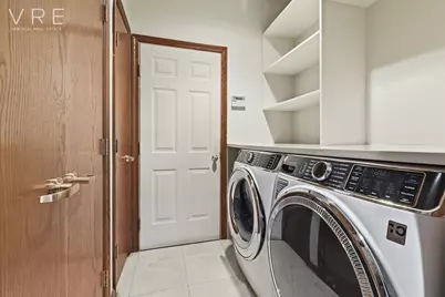 3411 Country Club Road, New York City, NY 10465 - Photo 18