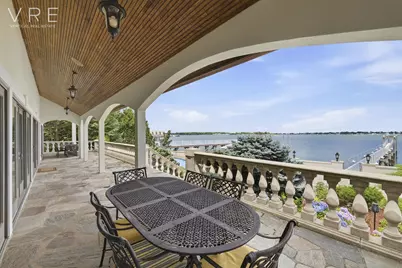 3411 Country Club Road, New York City, NY 10465 - Photo 6