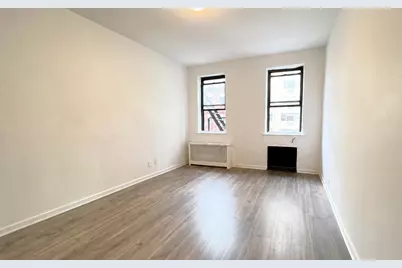 340 E 83rd Street #4D, New York City, NY 10028 - Photo 2