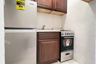 340 E 83rd St, New York City, NY 10028 - Photo 6