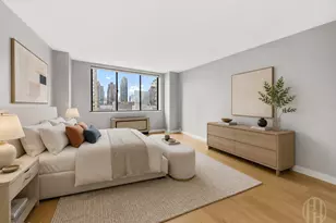 45 W 67th St, New York City, NY 10023 - Photo 4