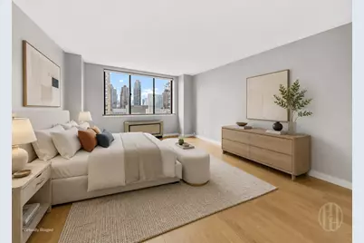 45 W 67th Street #19D, New York City, NY 10023 - Photo 4