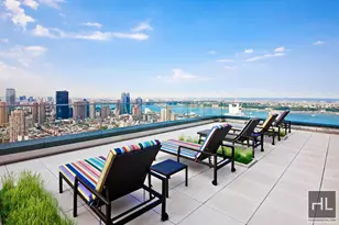 322 W 57th St, New York City, NY 10019 - Photo 8