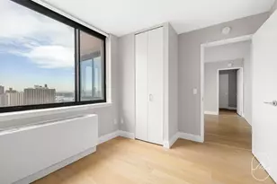 345 E 94th St, New York, NY 10128 - Photo 12