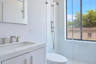 1001 5th Ave, New York, NY 10028 - Photo 10