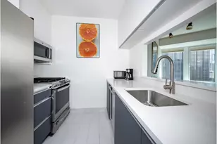 150 W 56th St, New York City, NY 10019 - Photo 2