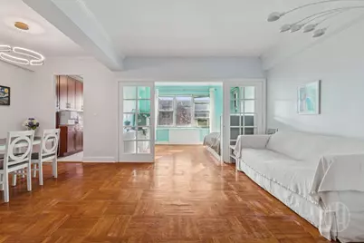 63-33 98th Place #6Q, New York City, NY 11374 - Photo 2