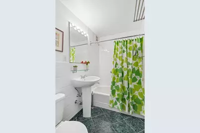 415 Argyle Road #4A, New York City, NY 11218 - Photo 8