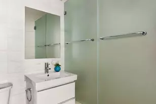 20 E 68th St, New York City, NY 10065 - Photo 6