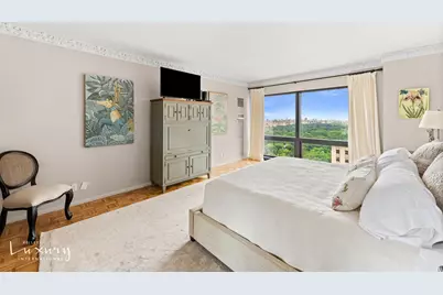 721 Fifth Avenue #37E, New York, NY 10022 - Photo 6