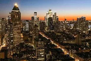322 W 57th St, New York City, NY 10019 - Photo 18