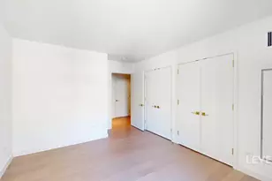 305 E 51st St, New York City, NY 10022 - Photo 10