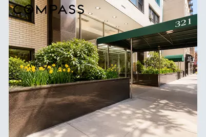 321 E 48th Street #8E, New York City, NY 10017 - Photo 12