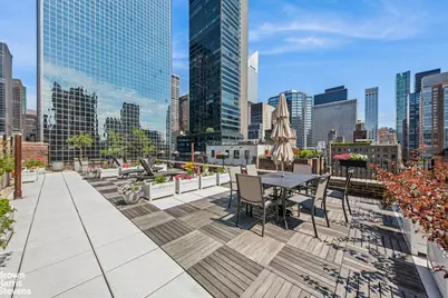 235 E 49th Street #5B, New York City, NY 10017 - Photo 8