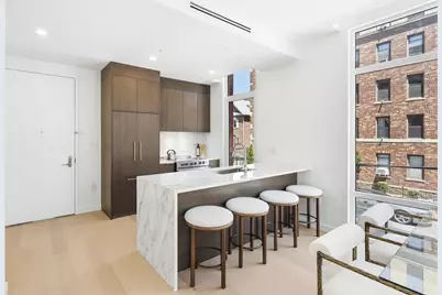 30-70 29th Street #GARDEN, New York City, NY 11102 - Photo 4