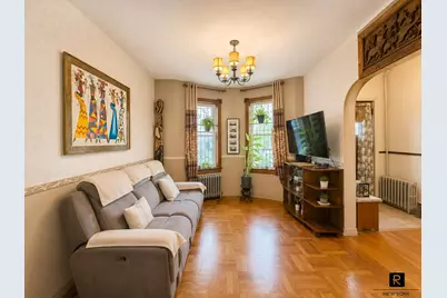 300 Milford Street, New York City, NY 11208 - Photo 6
