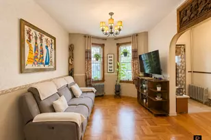 300 Milford St, New York City, NY 11208 - Photo 6