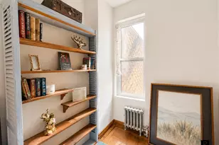 300 Milford St, New York City, NY 11208 - Photo 14