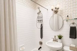300 Milford St, New York City, NY 11208 - Photo 10