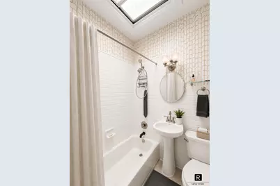 300 Milford Street, New York City, NY 11208 - Photo 10
