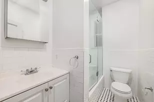 25 W 64th St, New York, NY 10023 - Photo 4
