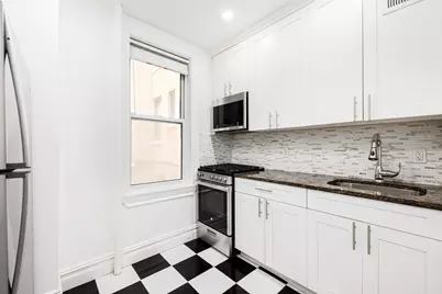 25 W 64th Street #1C, New York, NY 10023 - Photo 2