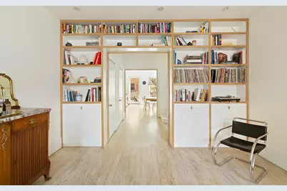 131 A Cambridge Place, New York City, NY 11238 - Photo 2