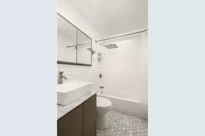 233 E 86th Street #3B, New York City, NY 10028 - Photo 4