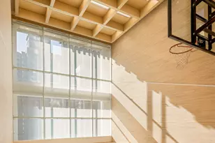 217 W 57th St, New York City, NY 10019 - Photo 20