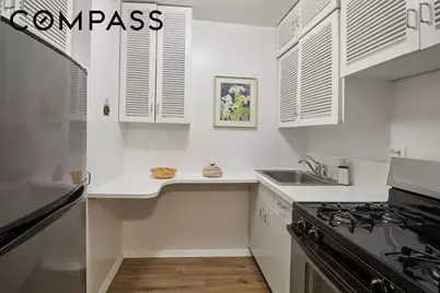 411 E 57th Street #7C, New York City, NY 10022 - Photo 4