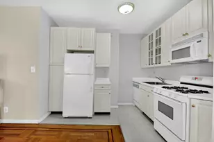 7101 Shore Rd, New York City, NY 11209 - Photo 2